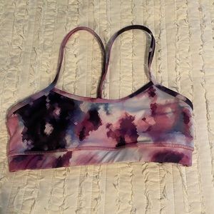 lululemon sports bra